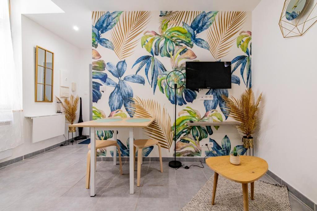 Apartment Cosy Au Coeur De L'ecusson - Arenes A 2 Min
